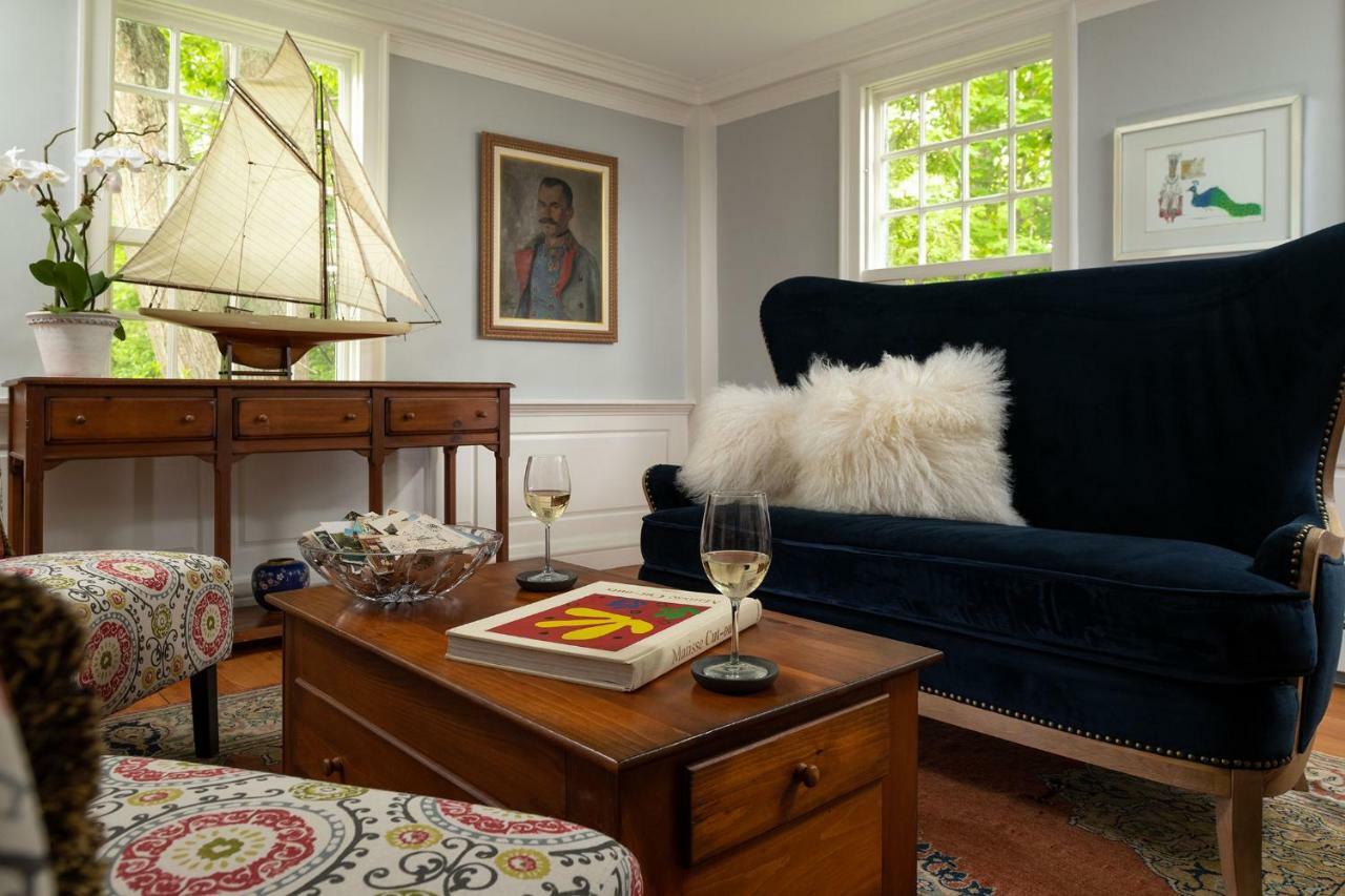 Waldo Emerson Bed & Breakfast 3*